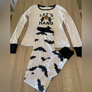 Old Navy XS Halloween Jogger set. Size XS